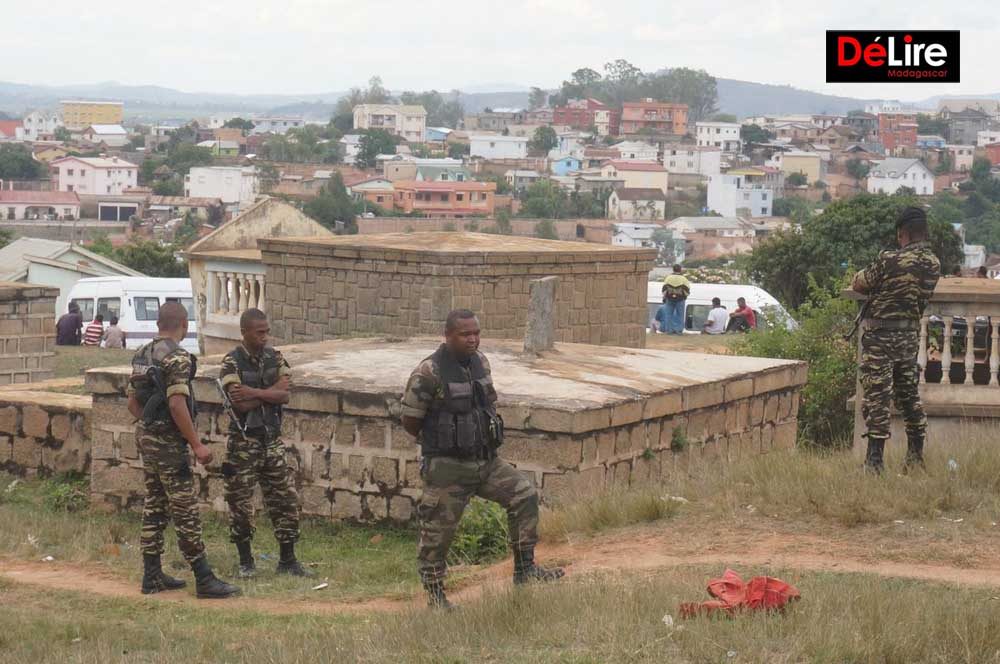 augustin-andriamananoro-3