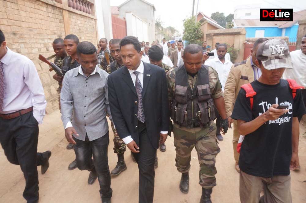 augustin-andriamananoro-6