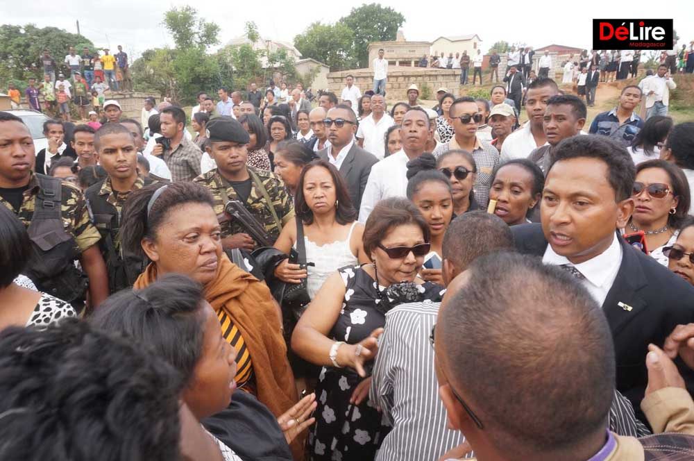 augustin-andriamananoro-8